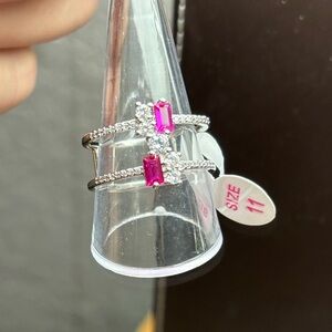 NWT GORGEOUS BOMB PARTY RING SIZE 11!